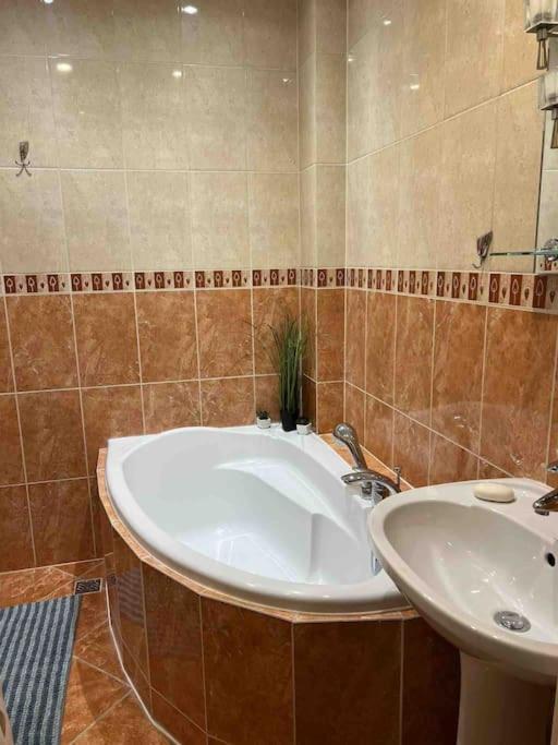 Grodzka / Apartment With Balcony Krakow Bagian luar foto