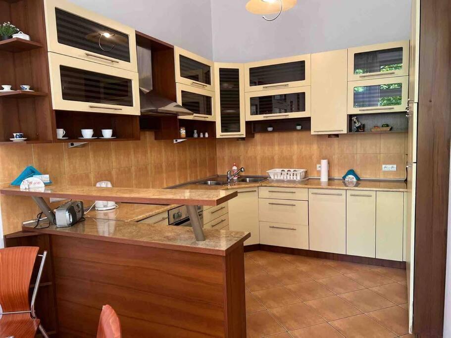 Grodzka / Apartment With Balcony Krakow Bagian luar foto